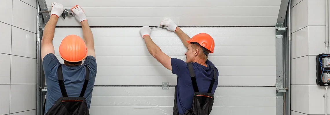 Driveway Garage Door Local Technicians in Dunedin, Florida